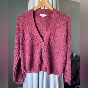 American Eagle Women’s V-neck Red Cropped Long Sleeve Acrylic Blend Sweater